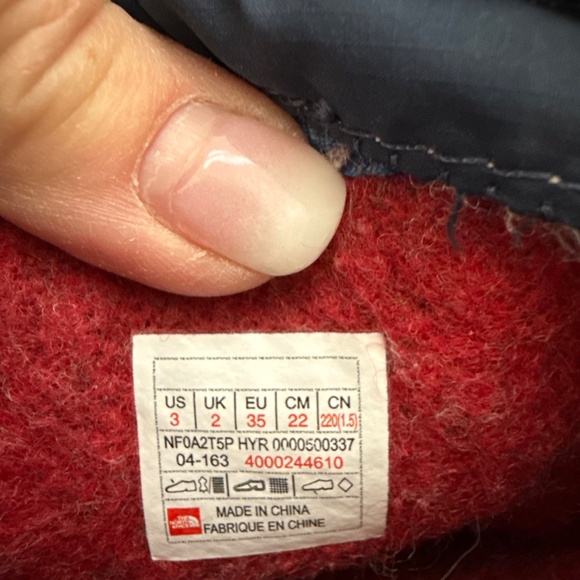 The North Face Youth Alpenglow IV Winter Boots Size 3 Waterproof - Picture 9 of 10